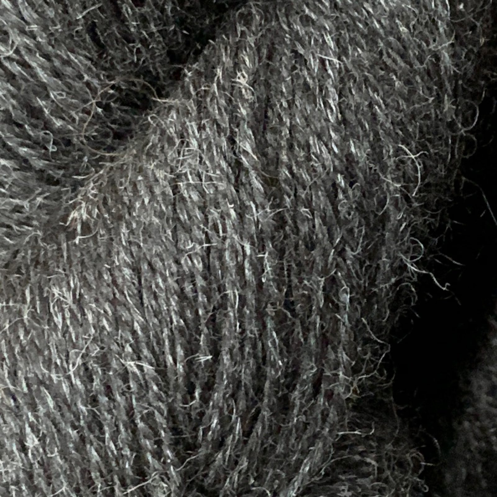 Worsted Yarn in Beige Alpaca Fiber