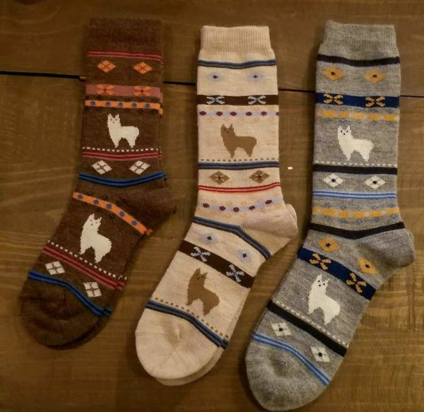 cap-alpaca-walking-socks-in-grey