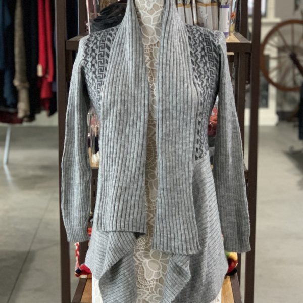 Long Alpaca Sweater in Grey W/ Dark Grey Peruvian Print