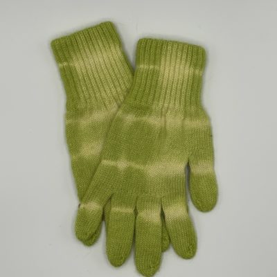 Tie-Dyed Alpaca Gloves in Light Green