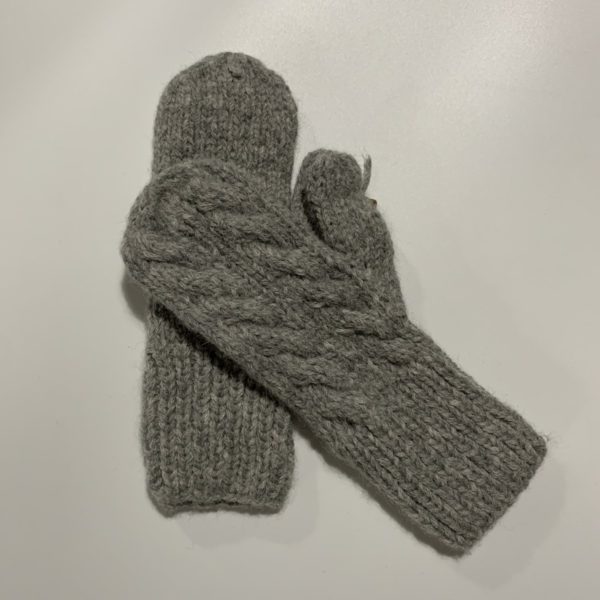 Fancy Trenza Knit Alpaca Mittens in Silver