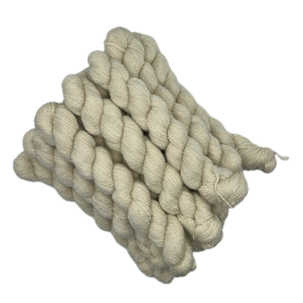 Beige 2-Ply DK Yarn in 100% Alpaca