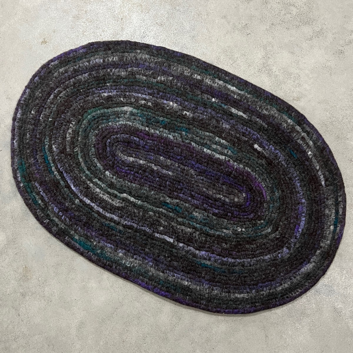25 x 32 Spiral Felted Alpaca Rug in Grey and Purple