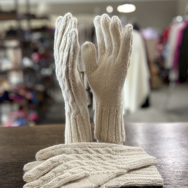 Ivory Alpaca Gloves