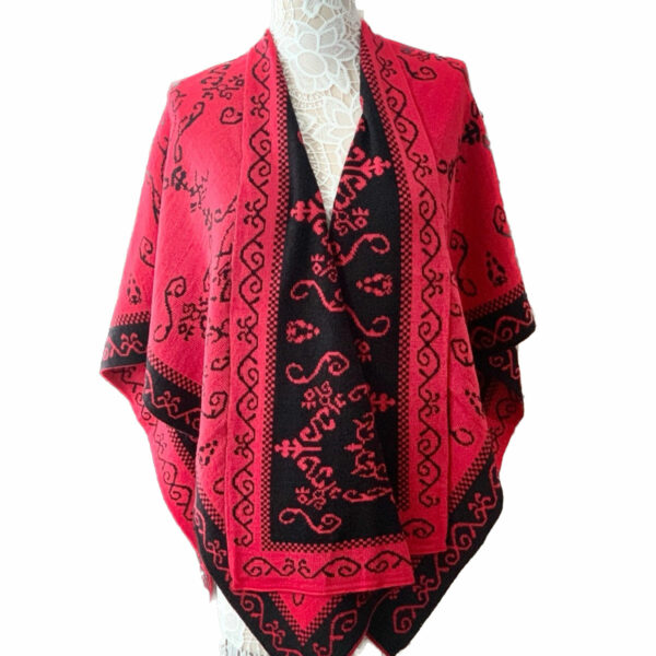 reversible-wrap-in-red-and-black