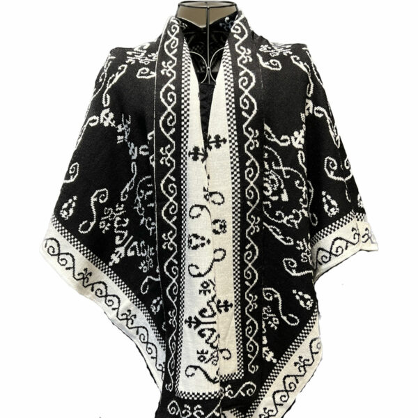 Reversible Wrap in Black and White