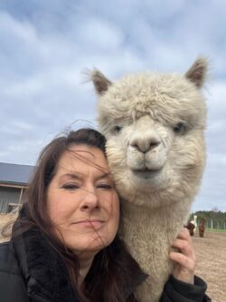 Rebecca Gill and Alpaca Financy